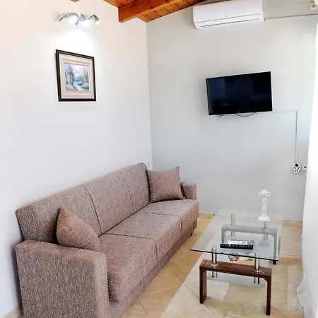 Irene Apartment
